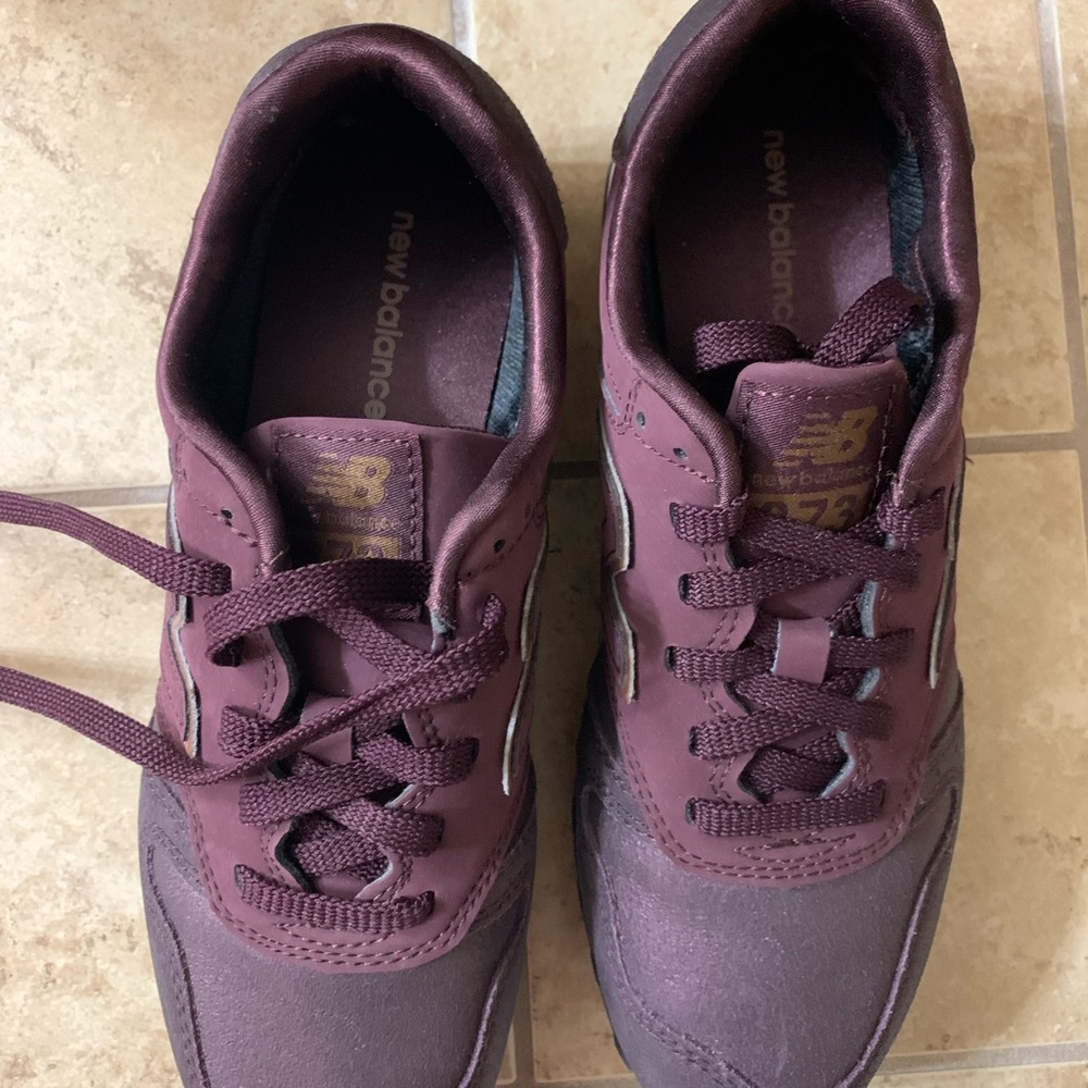 New Balance deep purple sneakers - Picture 3 of 6